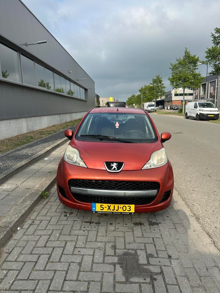 Peugeot 107 1.0 12V 5DR 2009, Auto's, Voorwielaandrijving, Overige kleuren, 4 stoelen, 68 pk