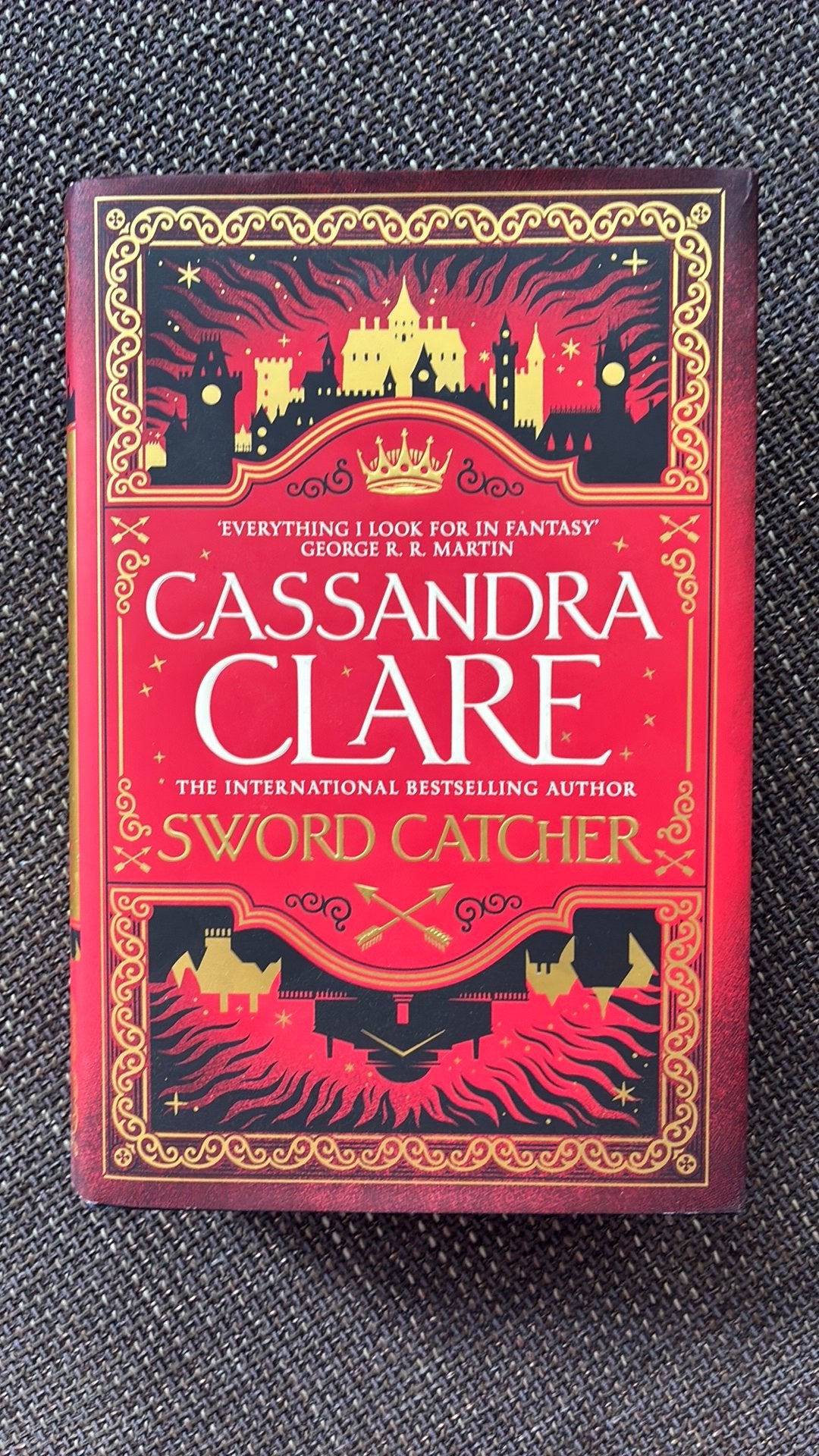 Sword Catcher - Cassandra Clare - Speciale editie, Boeken, Ophalen of Verzenden, Zo goed als nieuw