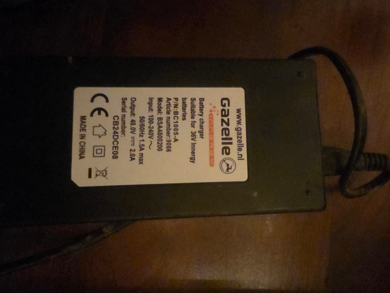Gazelle Accu met Lader 10ICR19 - Zo goed als nieuw, Zo goed als nieuw