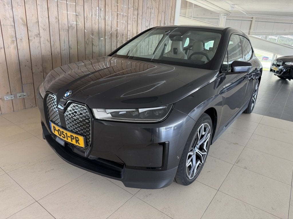 BMW iX xDrive40 Executive 77 kWh SOH 100% (bj 2022), Auto's, BMW, Automaat, 34 min, 0 cilinders, Gebruikt