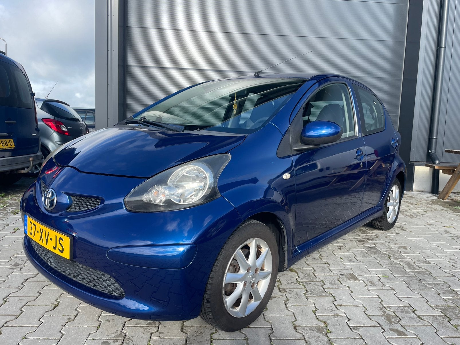 Toyota Aygo 1.0 5 Dr NAP Airco|Elektrische ramen|Leder, Voorwielaandrijving, Leder en Stof, 68 pk, Origineel Nederlands