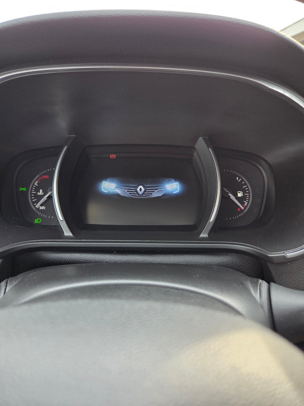 Foto 19 van Renault Mégane 1.2 16V 97KW HB 2017 Zwart