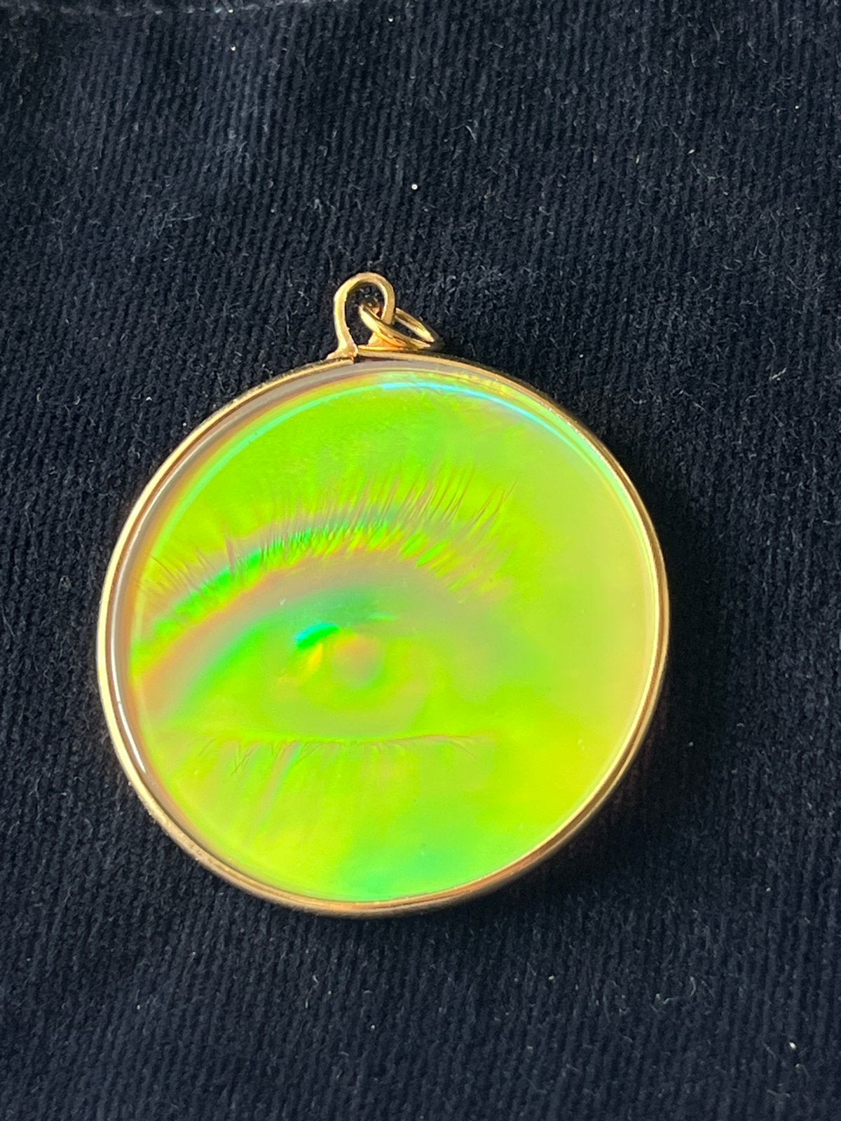Vintage hanger: hologram oog, Overige materialen, Gebruikt, Overige voorstellingen, .