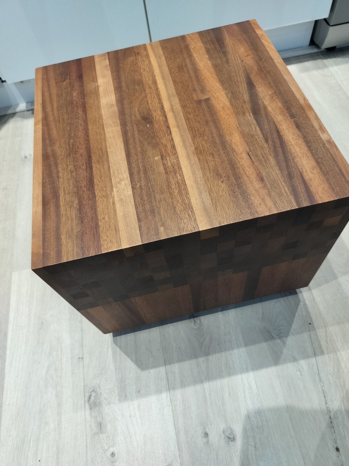Leolux bijzettafel Joya, Ophalen, Zo goed als nieuw, Rond, Minder dan 55 cm