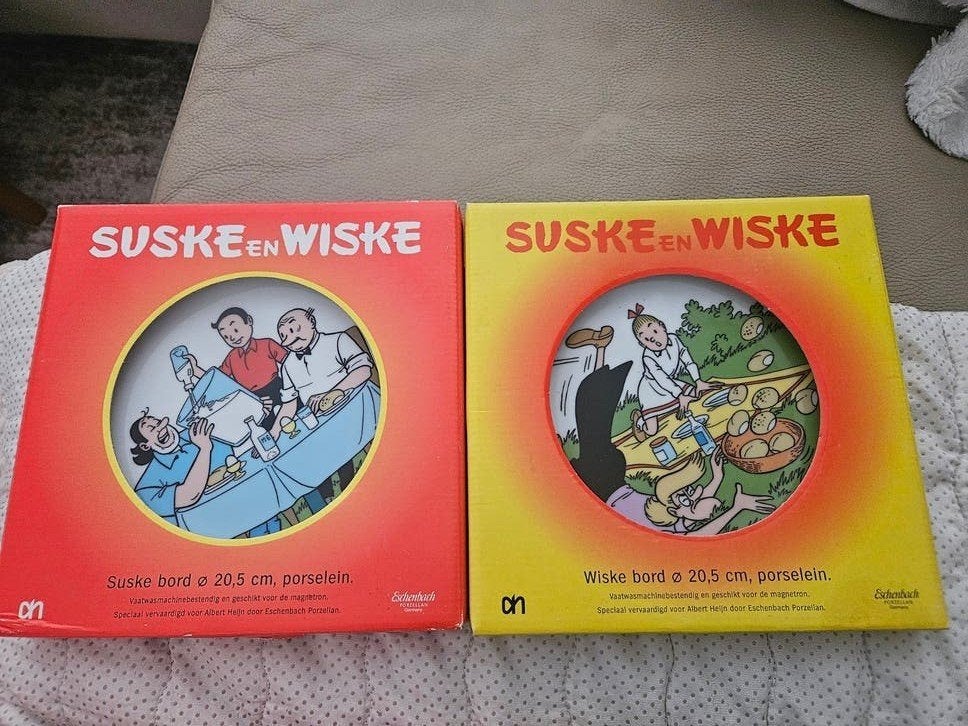 Suske en Wiske borden 2x NIEUW, Nieuw, Ophalen of Verzenden, Albert Heijn, Bord(en)