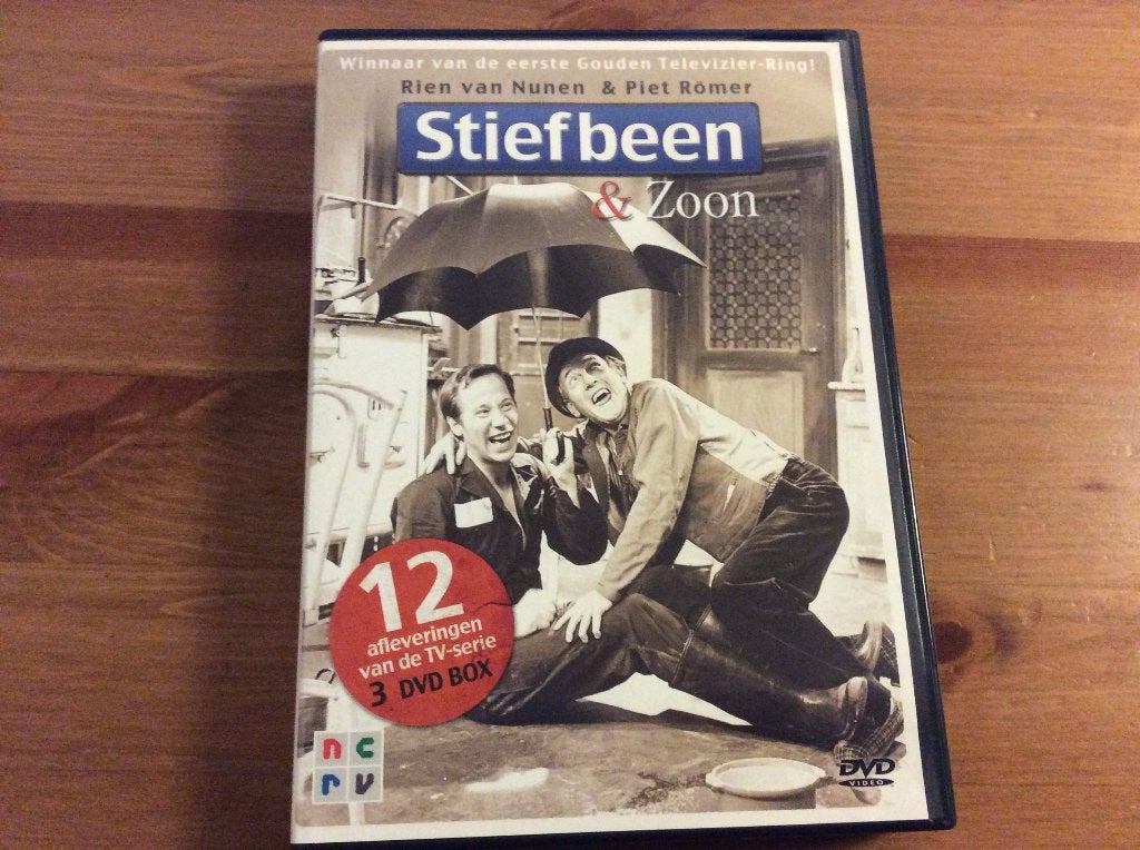 Stiefbeen & Zoon 3-dvd box met 12 afleveringen, Gebruikt, Alle leeftijden, Nederlands, Ophalen of Verzenden