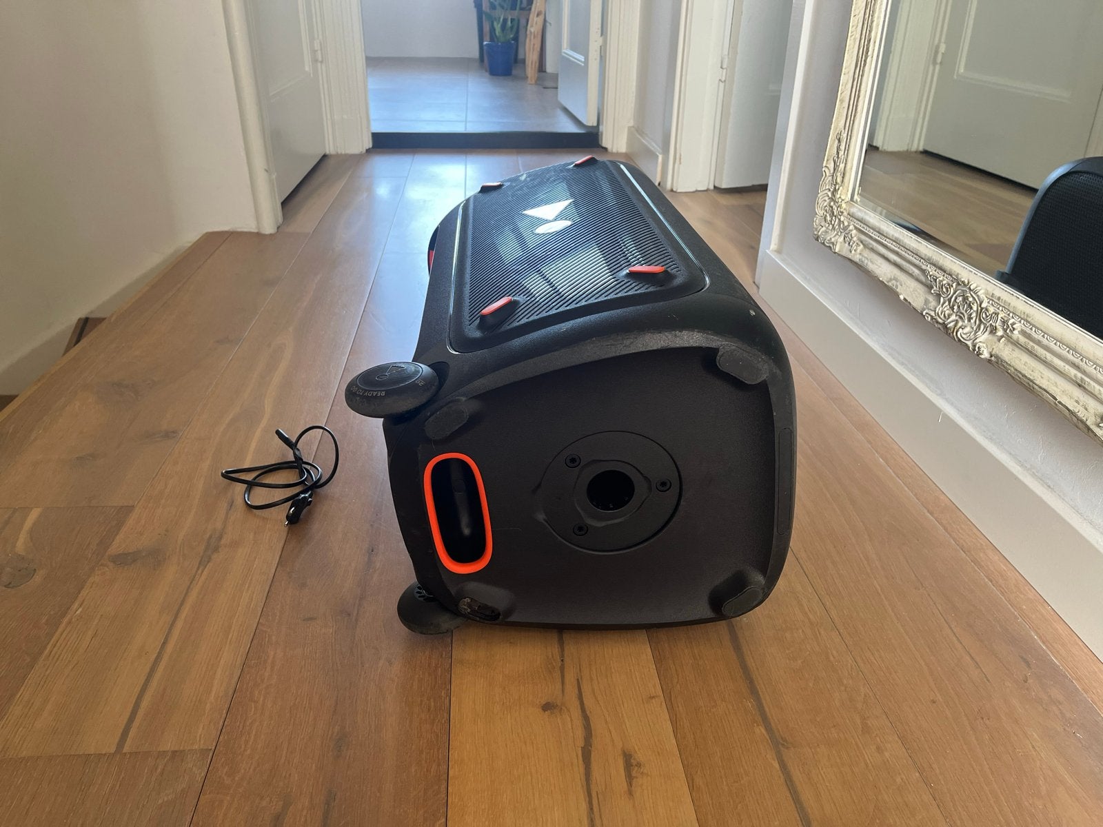 JBL PartyBox 310 - Krachtige Party Speaker met Gebruiksschad, 150 watt of meer, Gebruikt, Inclusief kabels, JBL