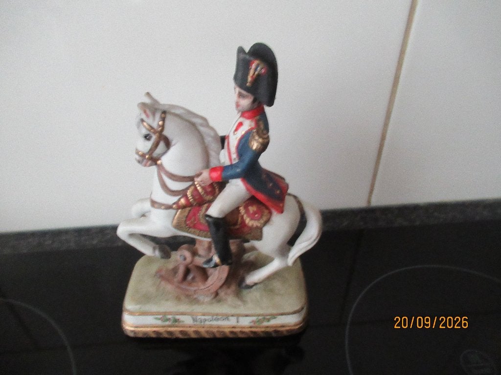 PORSELEIN BEELDJE -NAPOLEON + MARENGO -LIMITED EDITION-1954, Verzamelen, Ophalen of Verzenden
