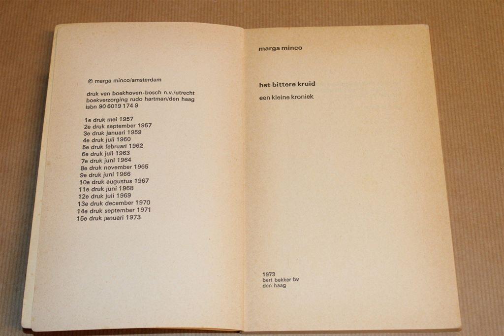 Het Bittere Kruid — Marga Minco [1973] — Kroniek WOII, Boeken, Literatuur, Ophalen of Verzenden, Gelezen