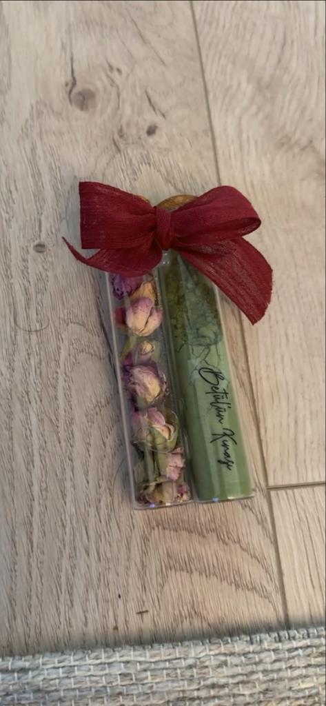 96x Hennafeest cadeautjes/traktaties met naamstickers, Ophalen of Verzenden, Zo goed als nieuw, Overige kleuren
