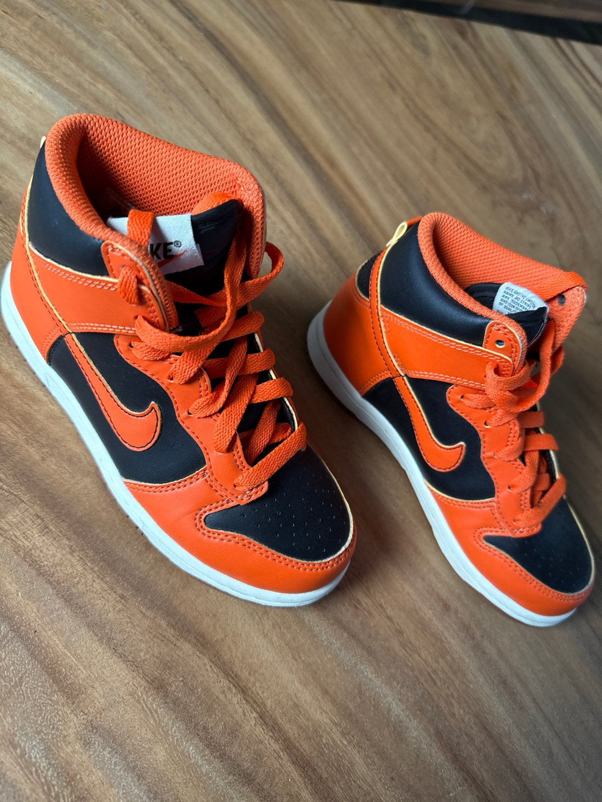 Nieuwe Nike Dunk High sneakers, maat 31, Kinderen en Baby's, Ophalen of Verzenden, Nieuw, Jongen of Meisje