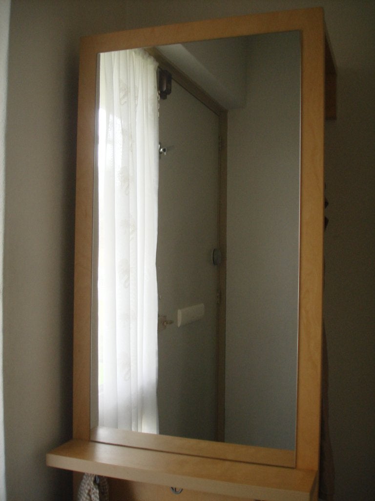 Keurige kapstok met spiegel erin, Huis en Inrichting, Woonaccessoires | Kapstokken, Zo goed als nieuw, 150 tot 200 cm, Hout, Ophalen