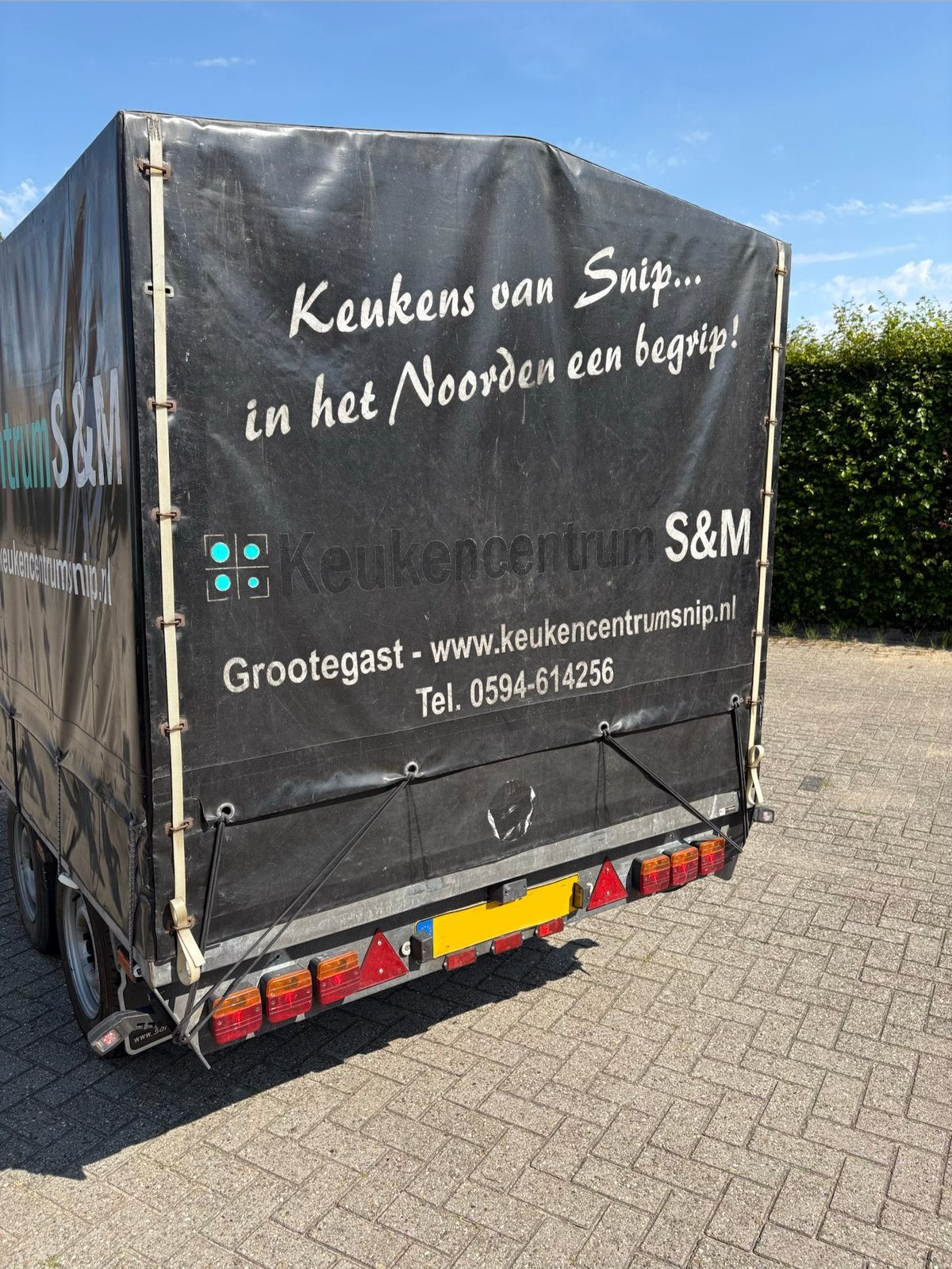 Dubbelassige 2000 KG plateauwagen met huif, Ophalen, Gebruikt