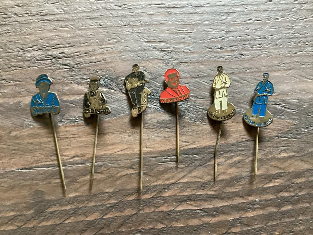 Diverse Vintage Speldjes, Ophalen of Verzenden, Gebruikt, Speldje of Pin