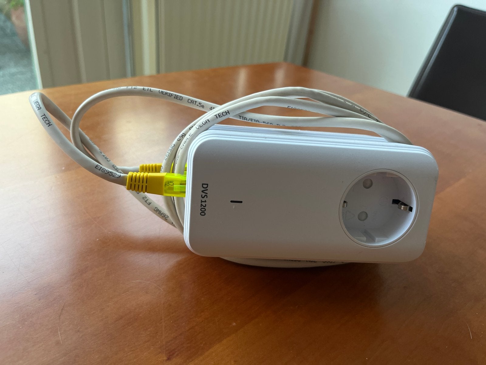 DVS 1200 draadloze internet verbinding., Computers en Software, Routers en Modems, Ophalen of Verzenden, Gebruikt