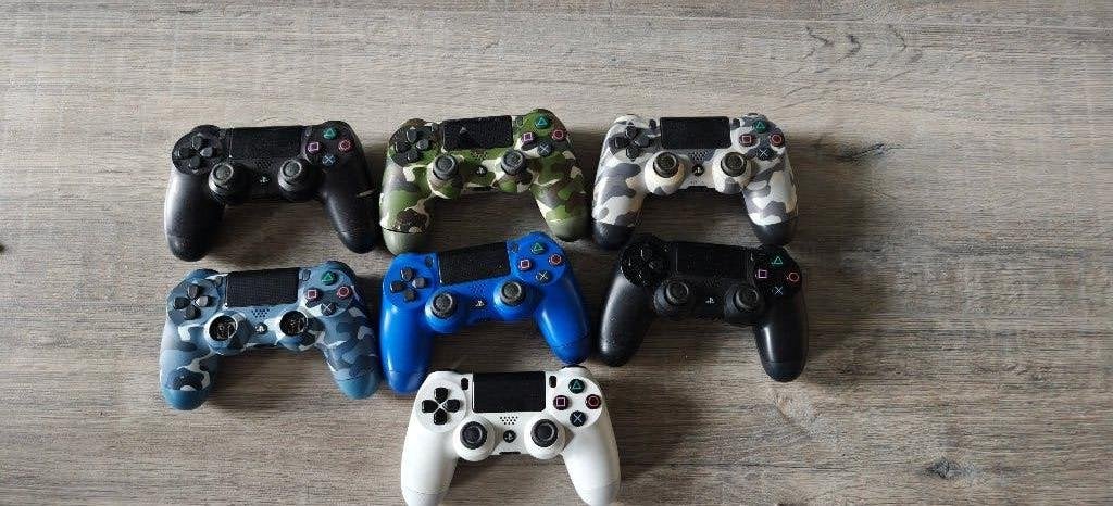 7x Defecte DualShock 4 Controllers | Onderdelen/Reparatie, Spelcomputers en Games, Ophalen of Verzenden, Niet werkend, Controller