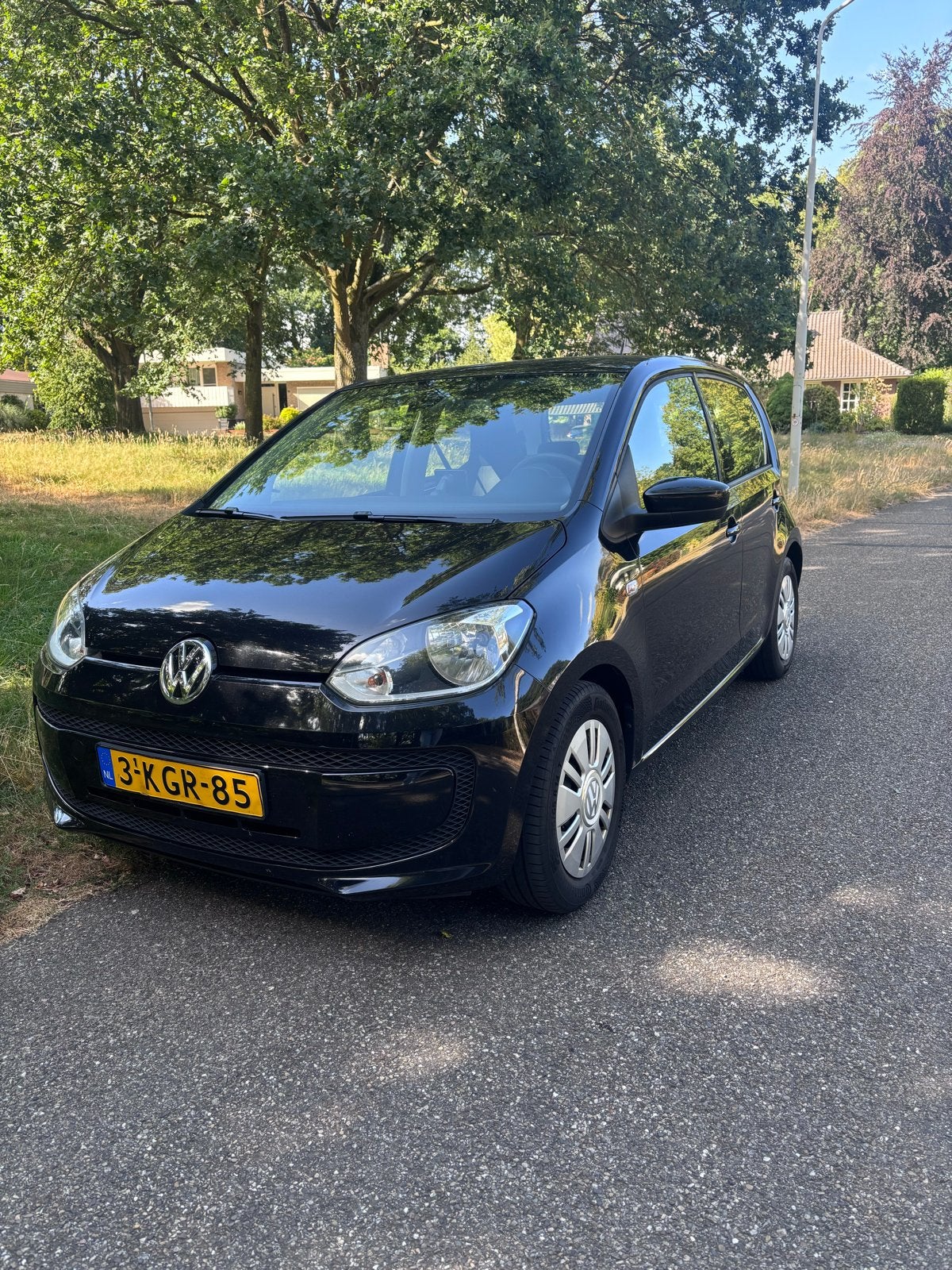 Volkswagen up! 1.0 44KW 2013 Zwart AIRCO - goed onderhouden, Auto's, Voorwielaandrijving, Euro 5, Stof, Up!