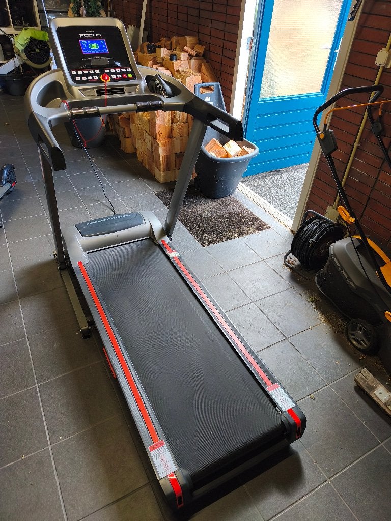 Loopband Focus Fitness Jet 5, Ophalen, Zo goed als nieuw, Metaal, Loopband