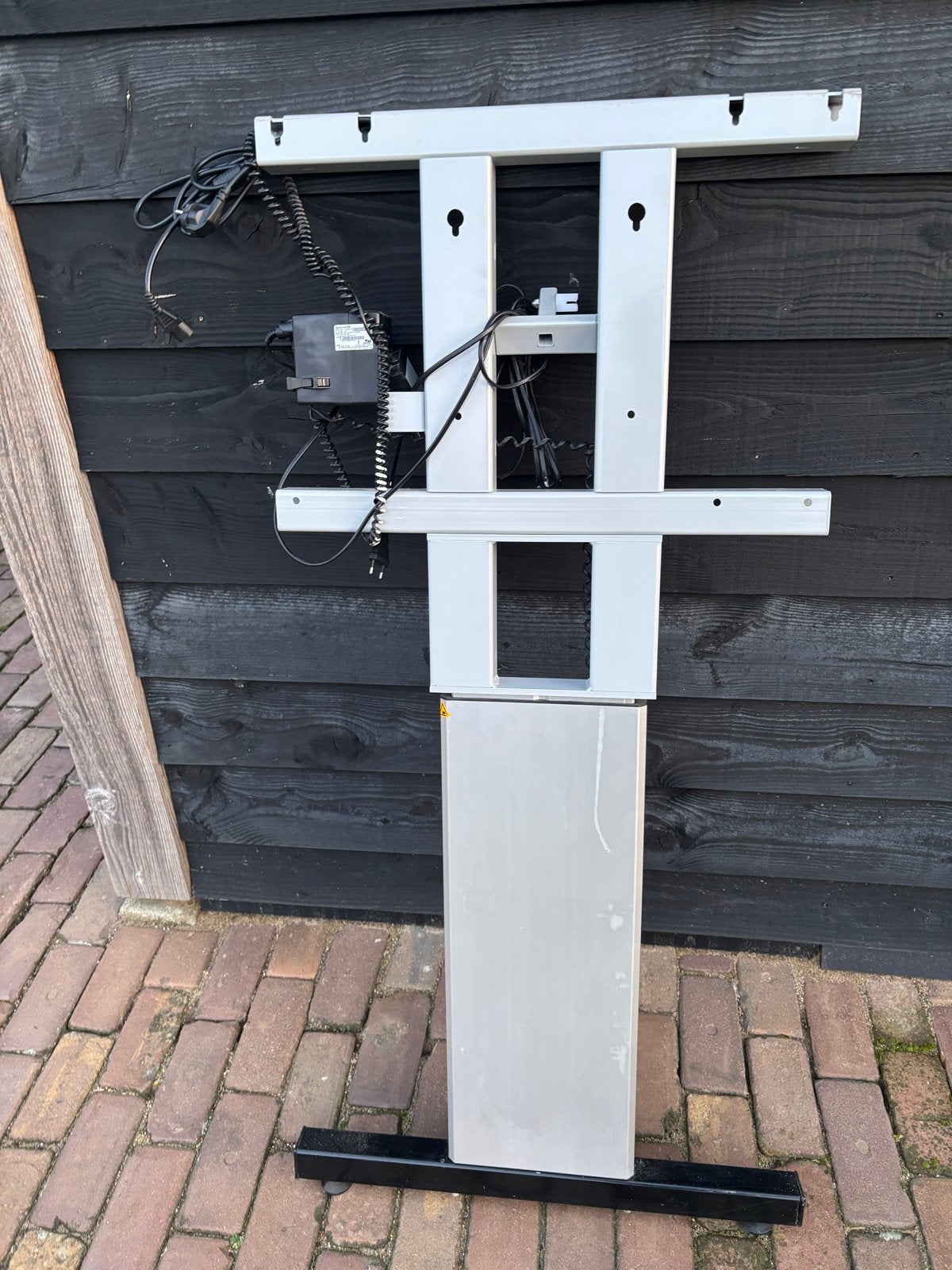 TV Lift Systeem - Elektrisch in hoogte verstelbaar, Ophalen, Gebruikt