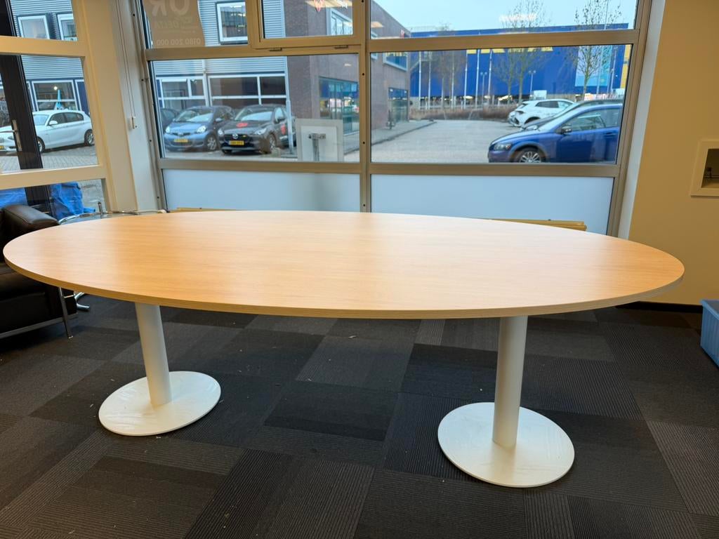 Tafel ovaal 240 x 120, Huis en Inrichting, Tafels | Eettafels, Ophalen, 100 tot 150 cm, 200 cm of meer, Zo goed als nieuw
