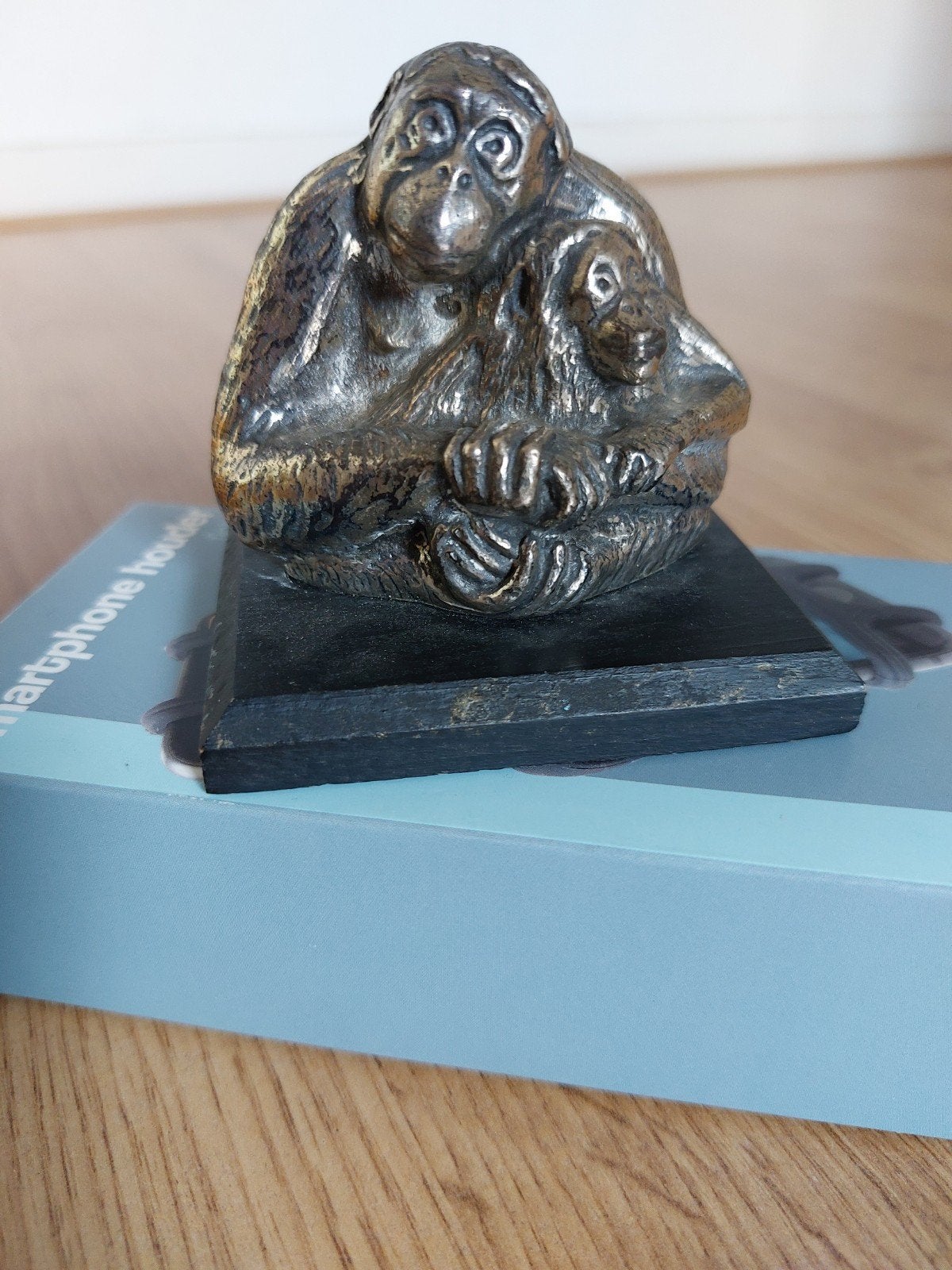 Verzilverd miniatuurbeeldje WWF Orang Oetan met jong, Verzenden, Gebruikt, Dier