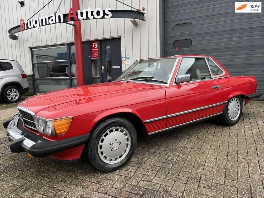 Mercedes-Benz SL-klasse 560 SL, Auto's, Mercedes-Benz, Lederen bekleding, Achterwielaandrijving, Gebruikt, Cabriolet