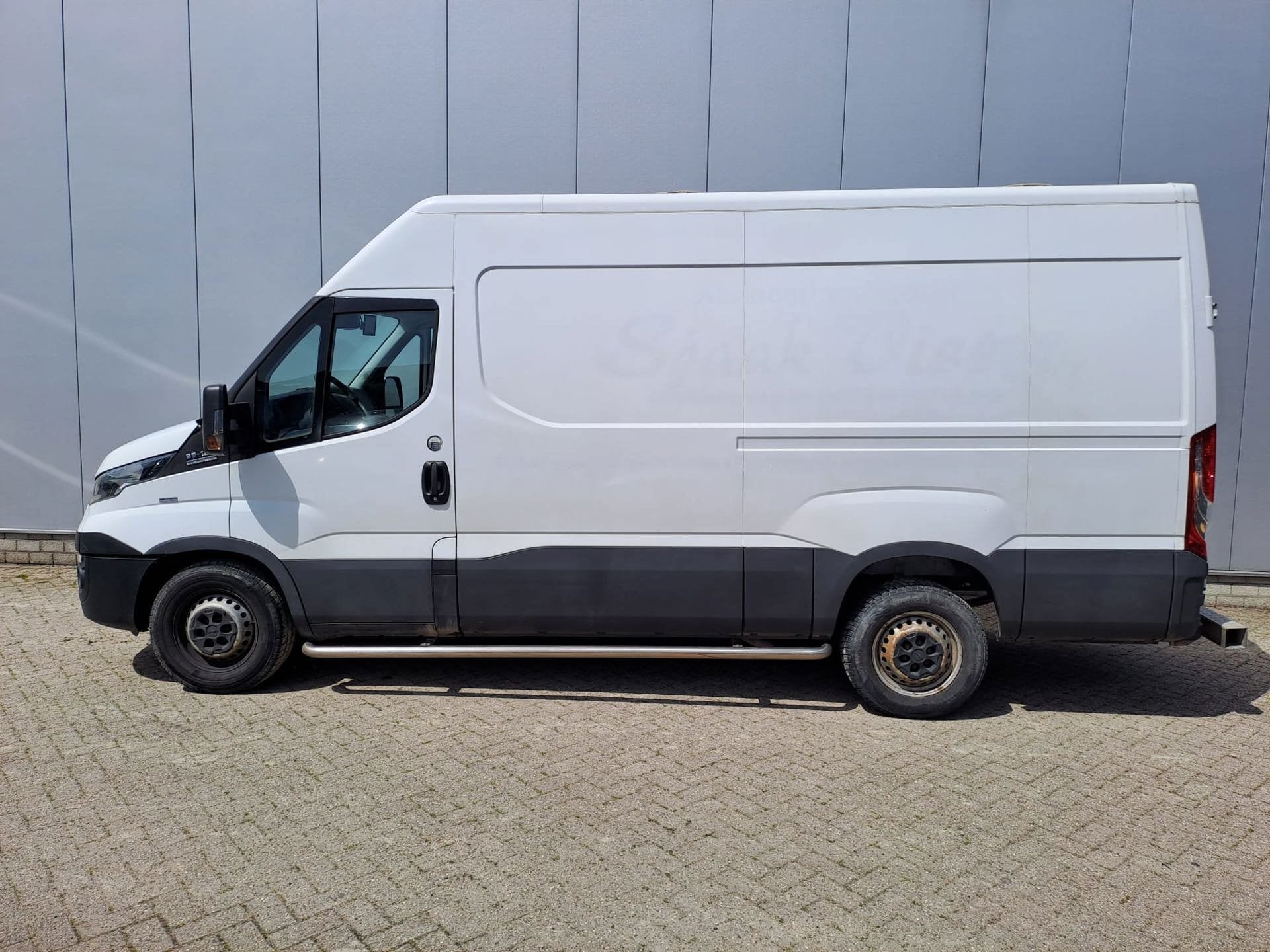 Iveco Daily 35S12V 2.3 352 H3 L, Auto's, Gebruikt, Iveco, 116 pk, Wit