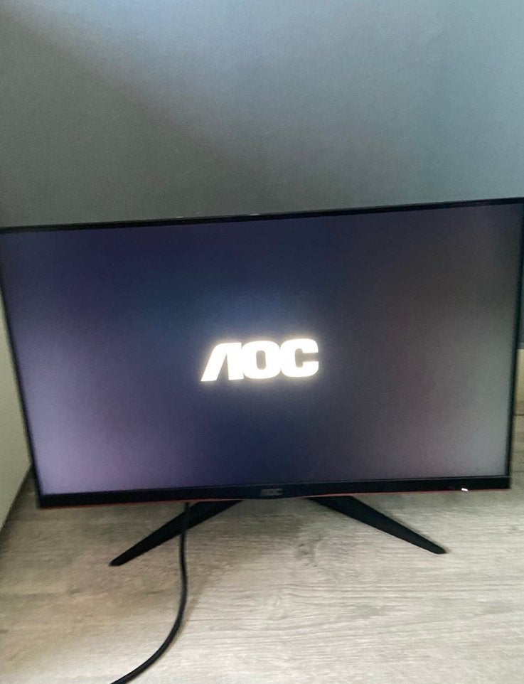 AOC monitor met lichte kras op het scherm, IPS, 101 t/m 150 Hz, Minder dan 1 ms, Ophalen