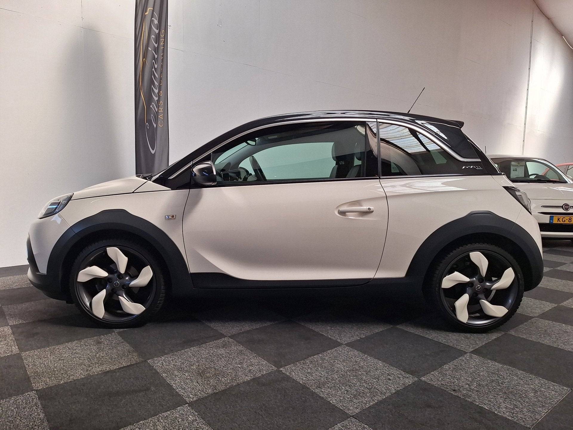 Opel ADAM 1.0 Turbo Rocks uitv. Cabrio 84.000 km NAP., Auto's, Voorwielaandrijving, Dealer onderhouden, ADAM, 1041 kg