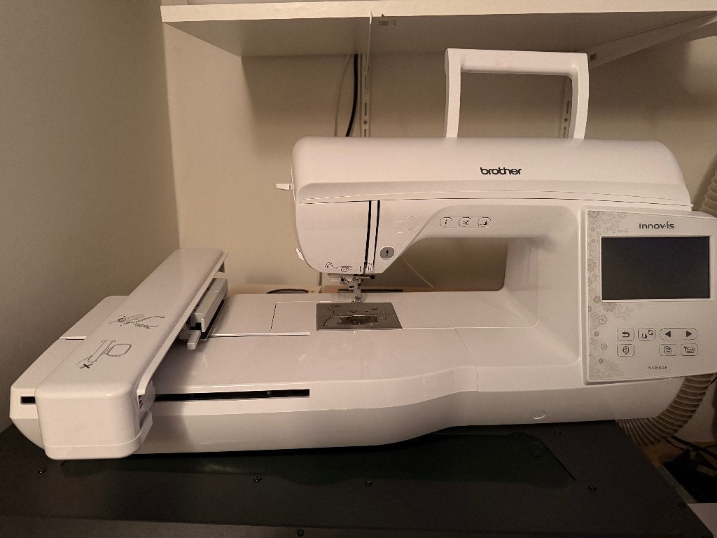 Brother NV880 E borduurmachine, Ophalen, Zo goed als nieuw, Machineborduren, Borduurmachine