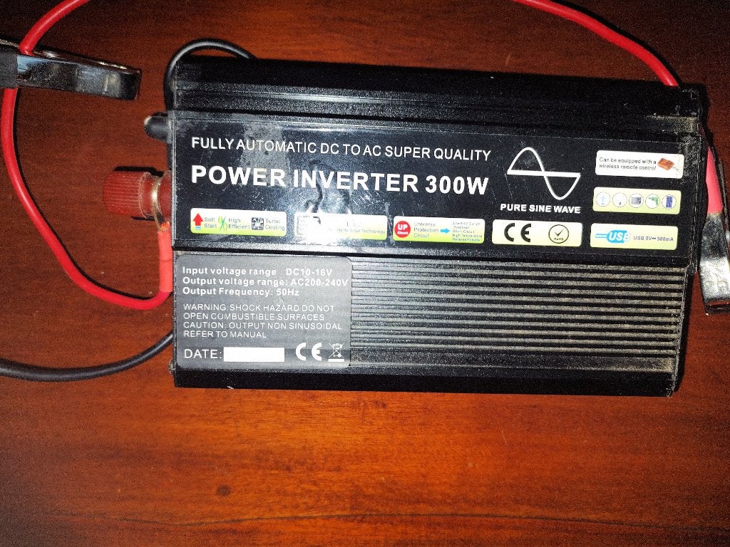 Te koop: Power Inverter ( omvormer ) 300 W., Watersport en Boten, Ophalen of Verzenden, Gebruikt, Overige typen
