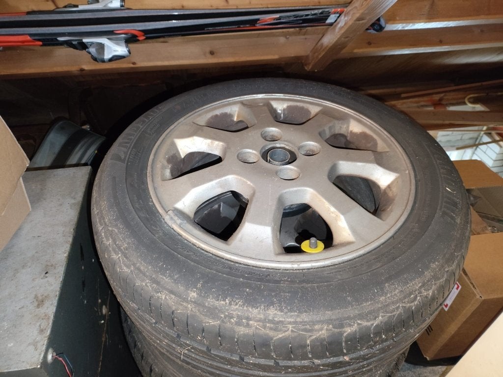 Set 15 inch lichtmetalen velgen met zomerbanden (4x100), Auto-onderdelen, Ophalen, Gebruikt, 16 inch, Banden en Velgen