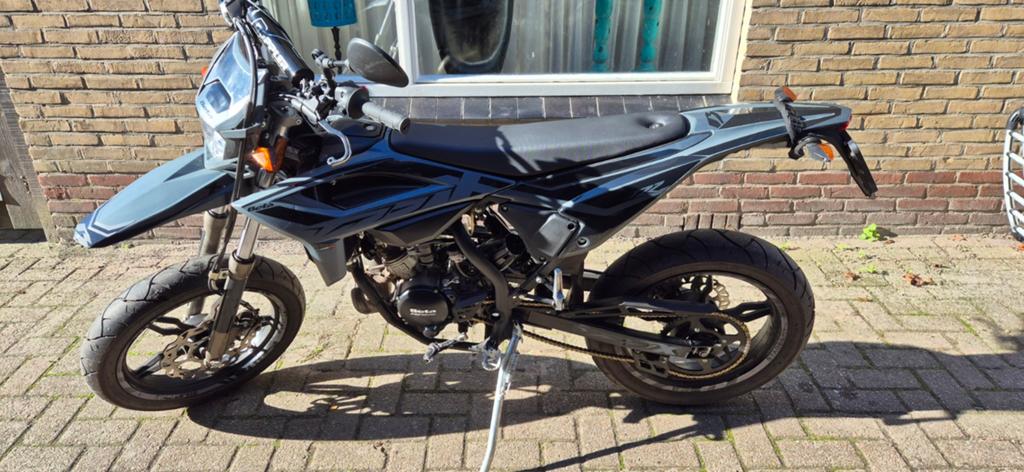 Beta RR50 Motard Special edition, Fietsen en Brommers, Brommers | Overige merken, Ophalen, 6 versnellingen, Maximaal 45 km/u, Zo goed als nieuw