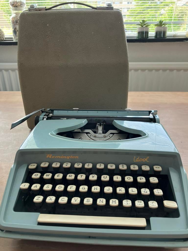 Vintage typemachine Remington Idool, Ophalen of Verzenden, Zo goed als nieuw