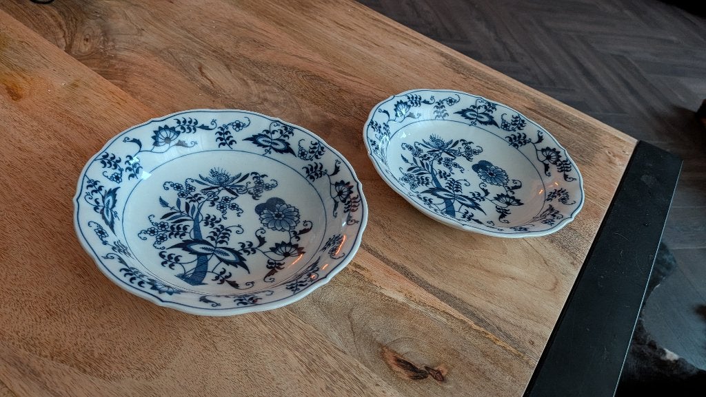 2 vintage Blue Danube schaaltjes 19 cm – Blue Onion – Japan, Antiek en Kunst, Antiek | Servies los, Ophalen of Verzenden