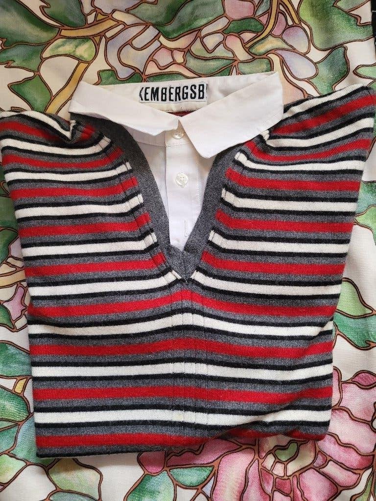 rood grijs gestreepte Bikkembergs trui met blouse boord, L, Maat 52/54 (L), Ophalen of Verzenden, Zo goed als nieuw, Bikkembergs