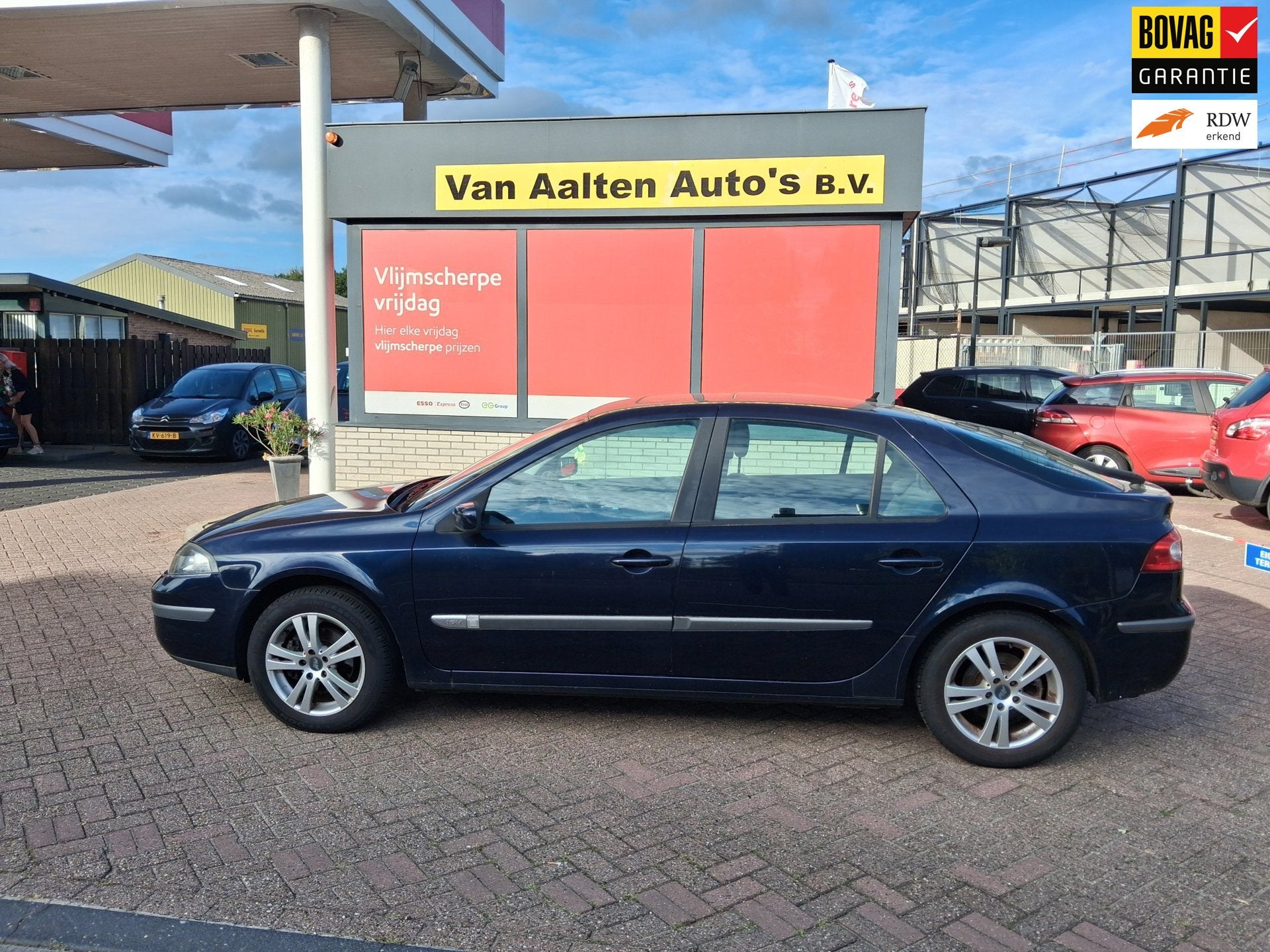 Renault Laguna 1.6-16V Business, Auto's, Renault, Voorwielaandrijving, Laguna, Stof, Gebruikt
