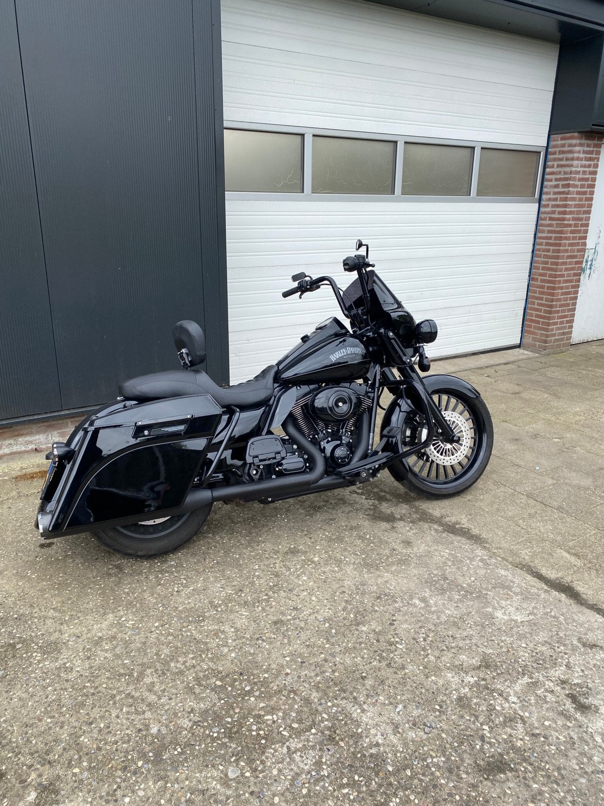 Harley Davidson Road king Fully Blacked out, 2 cilinders, Particulier, Toermotor, 1700 cc
