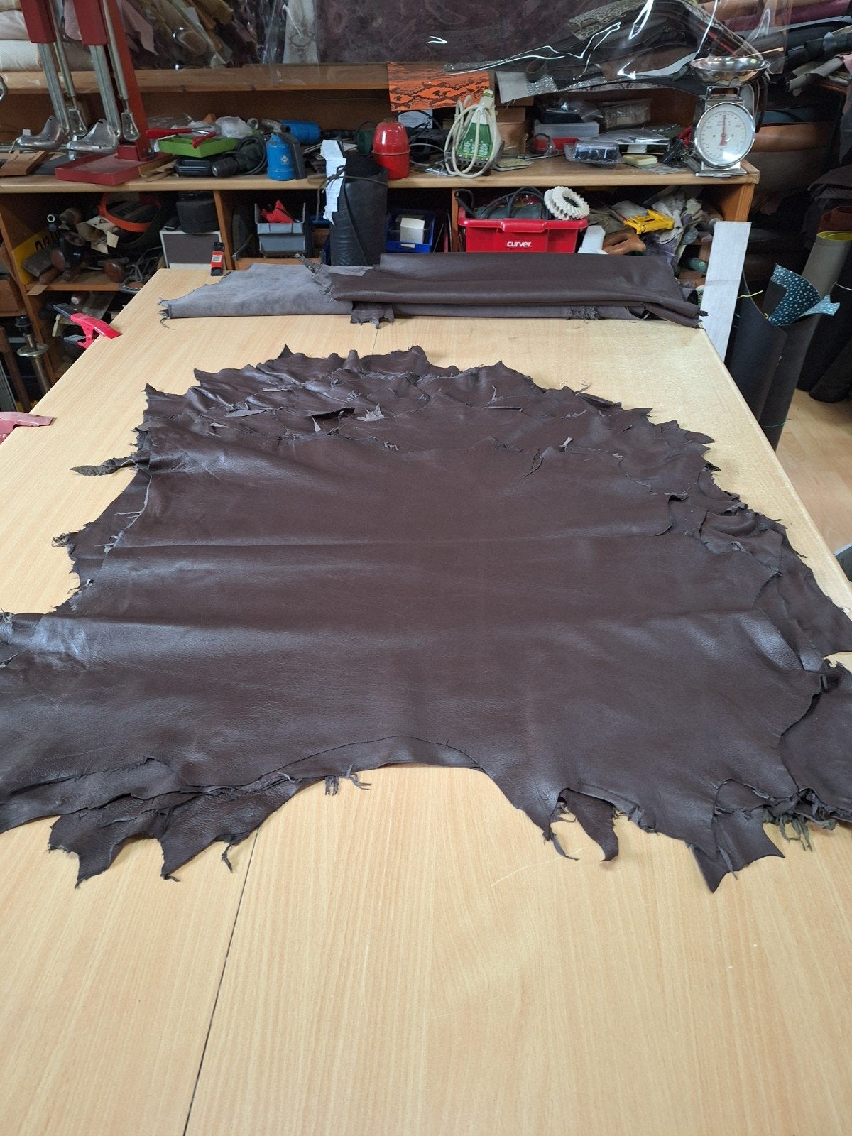 Hele mooie Echte lam huiden, AA, 15 euro per huid, Bruin, Leer of Kunstleer, Nieuw, Ophalen of Verzenden