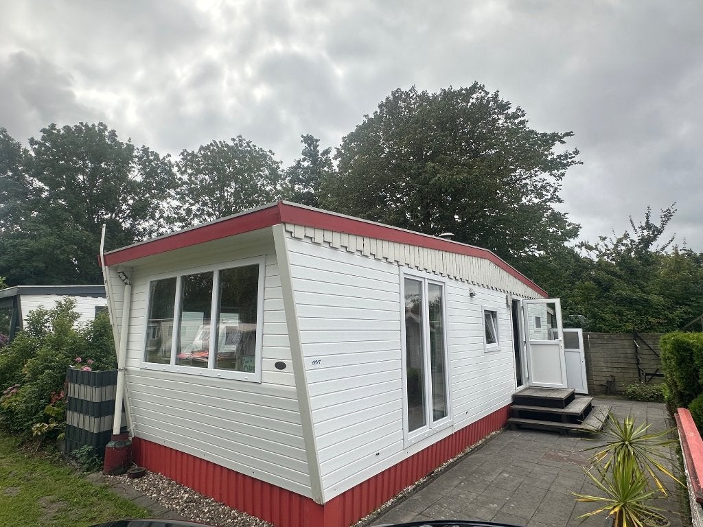 Kunststof Chalet 2 slpk. dubbelglas incl. transport NL ♦️, Tot en met 4