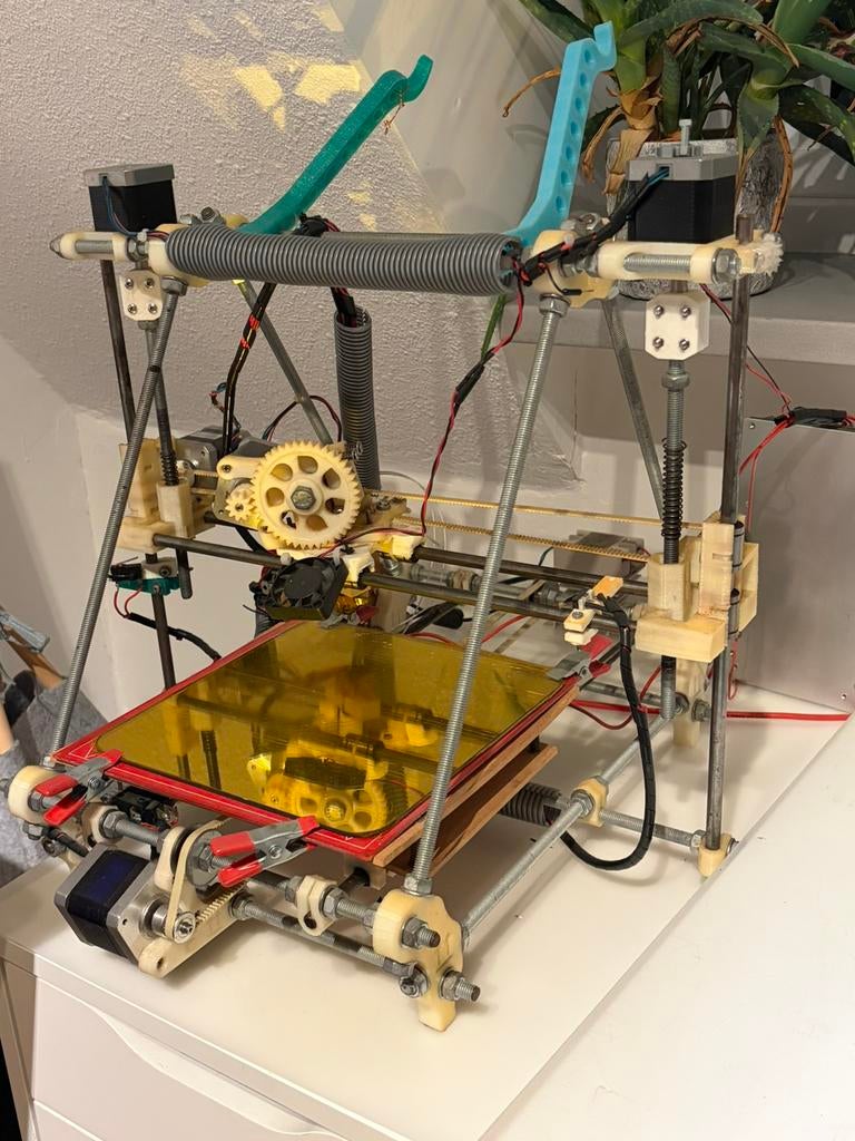 Prusa i2 en prusa i3 met filament, onderdelen en toebehoren, Computers en Software, 3D Printers, Ophalen, Gebruikt, Filament