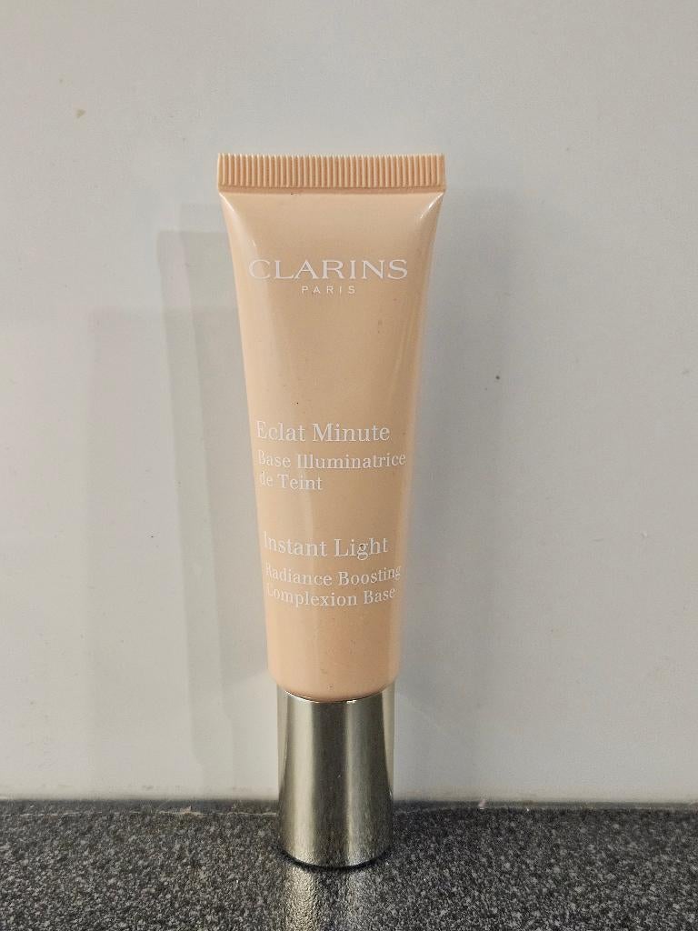 Clarins Eclat Minute instant light base nr 2 champagne, Gehele gezicht, Beige, Nieuw, Ophalen of Verzenden