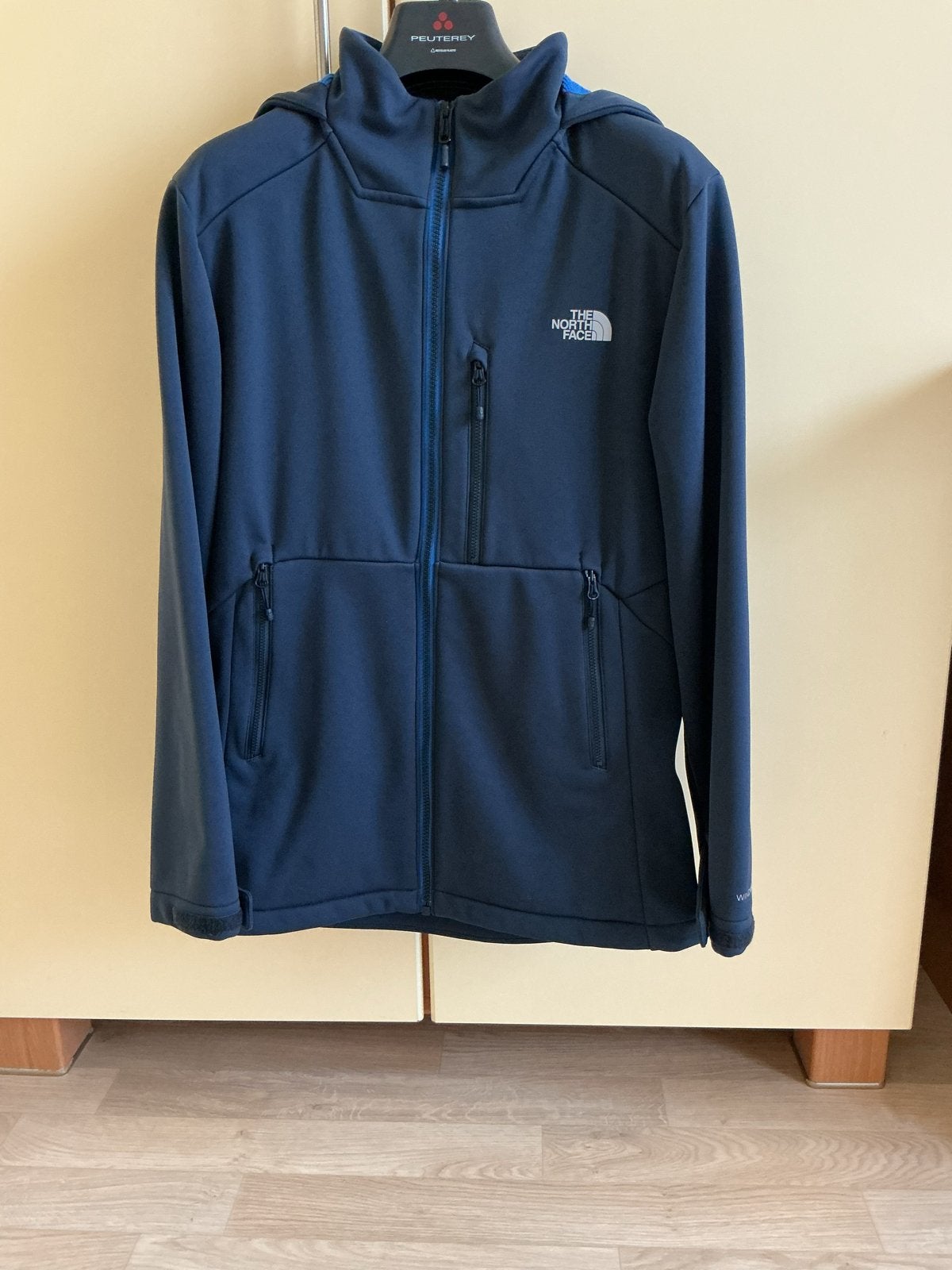 The North Face Windwall Jas - Maat S Softshell Blauw, Ophalen of Verzenden, Zo goed als nieuw, Maat 46 (S) of kleiner, Blauw