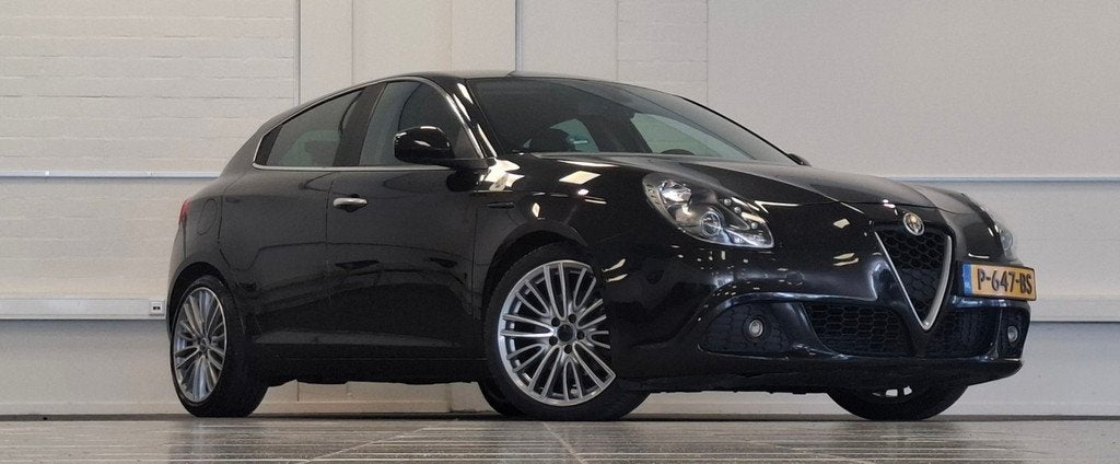 Alfa Romeo Giulietta 1.4 T Distinctive Sportuitlaat Nieuwe A, Auto's, Alfa Romeo, Voorwielaandrijving, Euro 5, Stof, Gebruikt