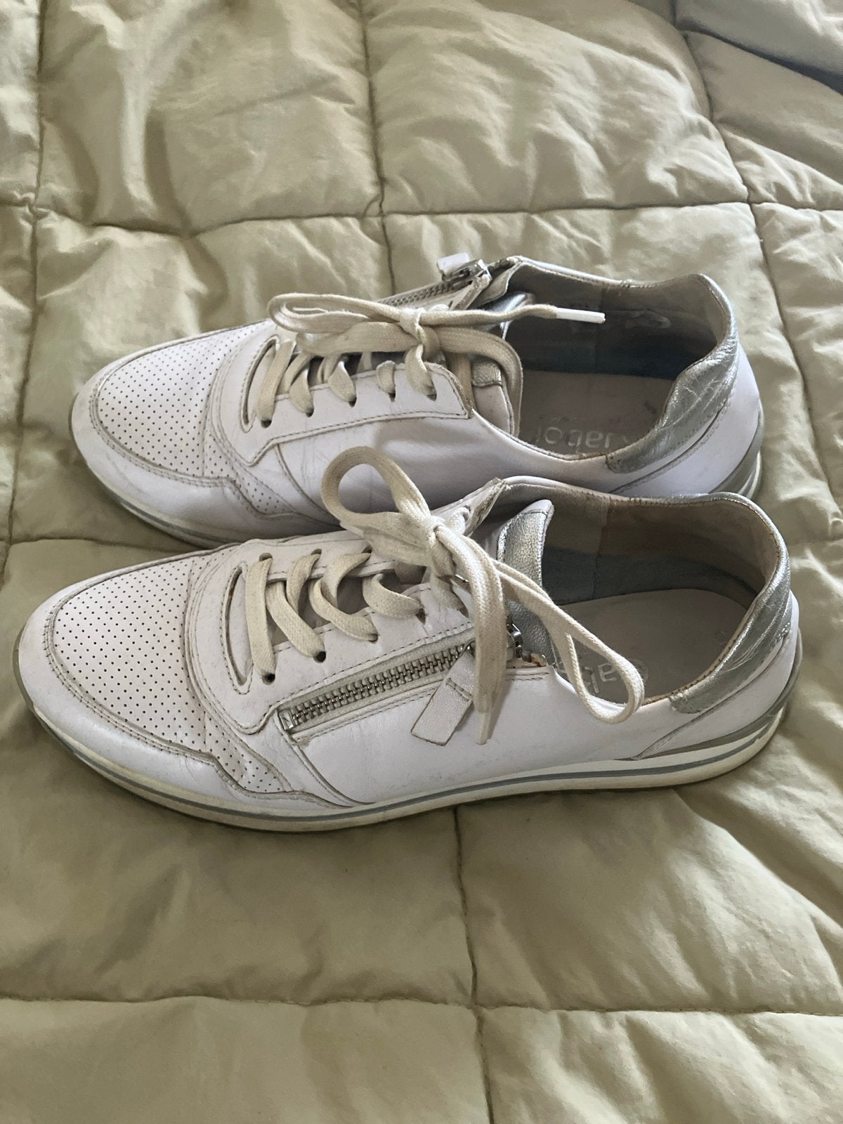 Gabor sneakers wit maat 6 - Gebruikt, klaar voor ronde 2, Ophalen of Verzenden, Gedragen, Wit, Sneakers of Gympen