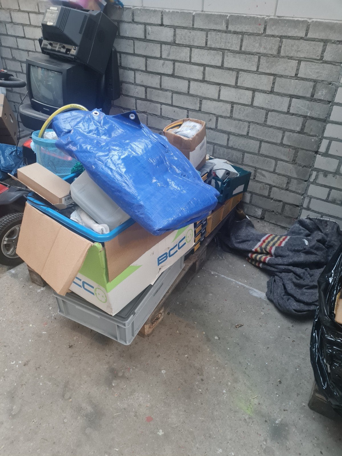 Heel veel rommelmarkt spullen, Ophalen of Verzenden, De grooten schoonmaak, X, Opruiming