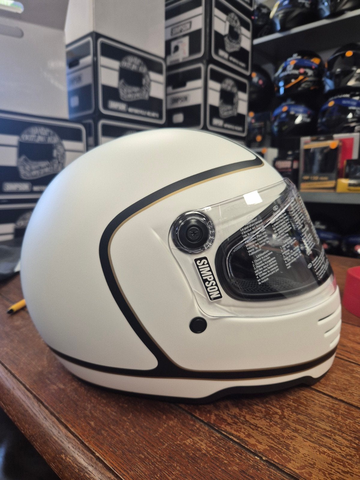simpson m62 hondo white matt, maat L, Motoren, Dames, Ophalen of Verzenden, Integraalhelm, L