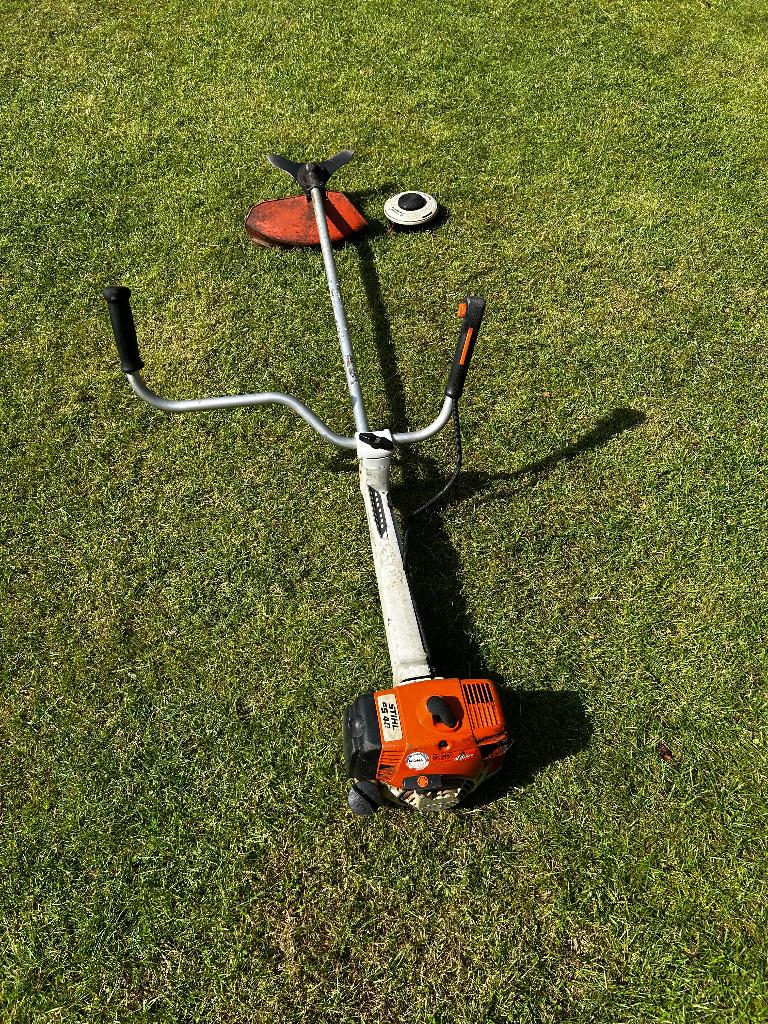 Stihl Bosmaaier fs400, Tuin en Terras, Ophalen, Gebruikt, Benzine, Stihl