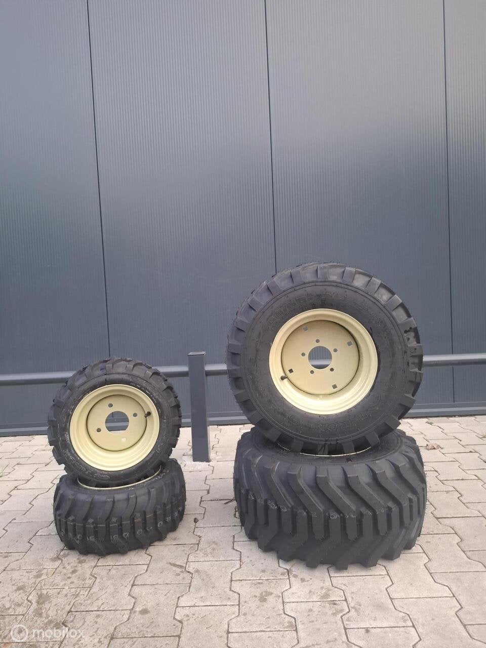 Nieuwe Yanmar SA222 / SA221 industriebanden op velg, Yanmar, Overige typen, Handelsplein, Info@westerveldtuinmachines.nl