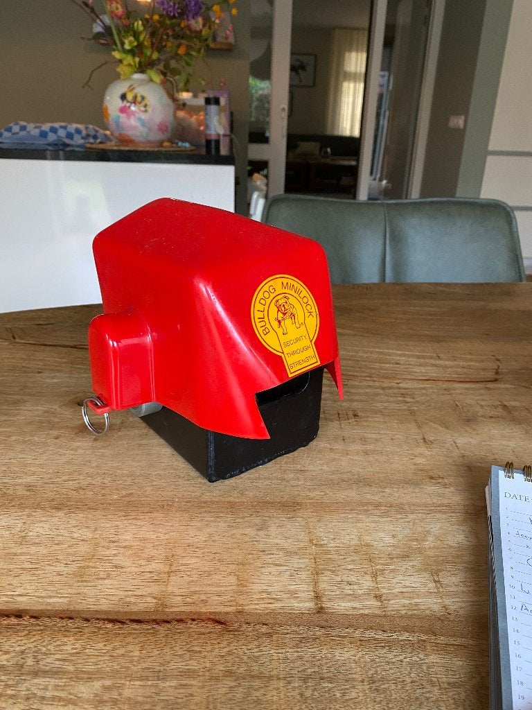 Bulldog Minilock Disselslot - Rood, Ophalen, Gebruikt